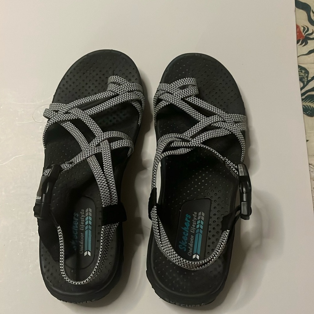 Skechers outdoor lifestyle sandals size 7